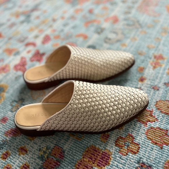 Woven beige nisolo mules - Picture 2 of 6